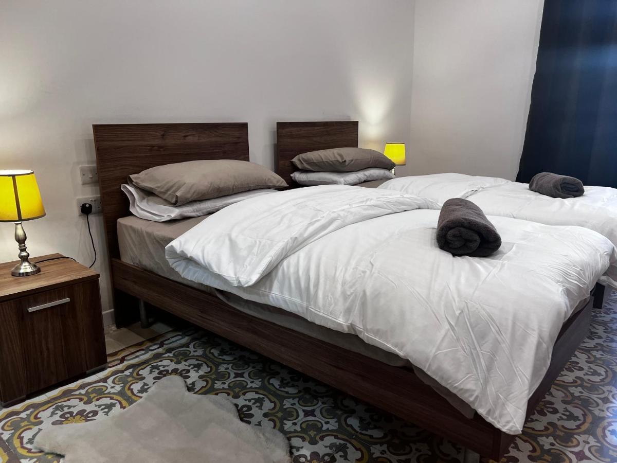 Cospicua Dar Barbara - Duplex 1 Double Bed Maltese Style Houseヴィラ エクステリア 写真